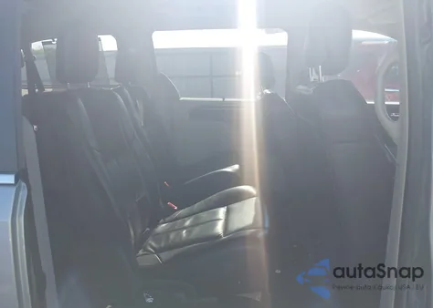 2015 Chrysler Town & Country Limited Platinum from USA, damaged, VIN 2C4RC1GG7FR728811